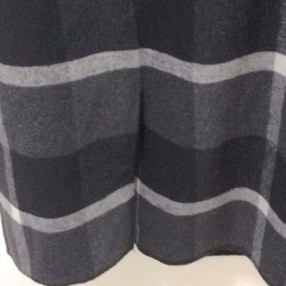 Zara Ladies Coat: black&Gray Size L-58% Polyester, 32% Wool - Picture 7 of 10